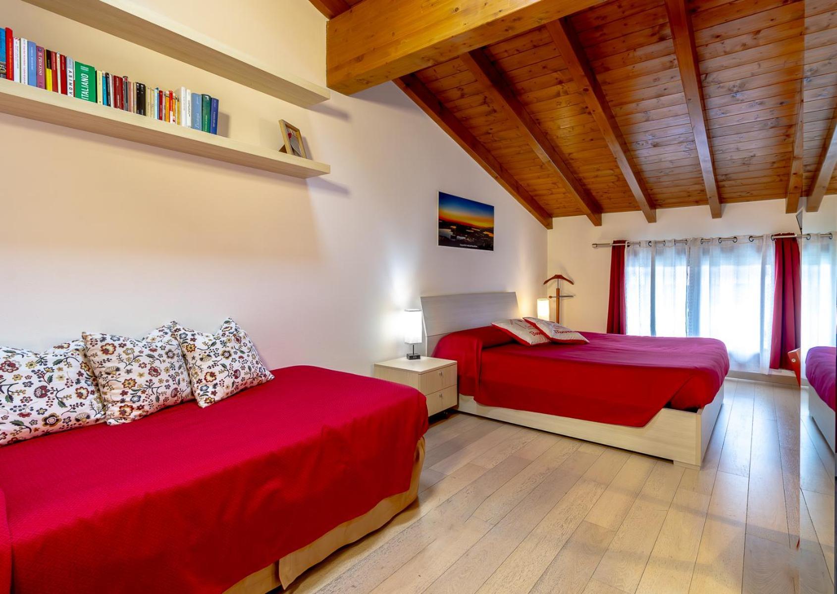 Casacri Apartment Cittiglio Bagian luar foto